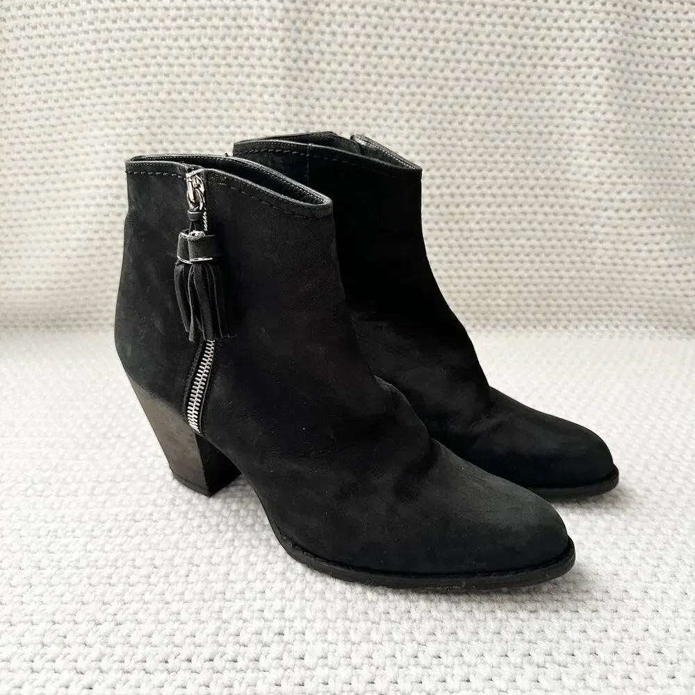 Stuart Weitzman Black Nubuck Prancing Heeled Western Zip Ankle Boots 8.5